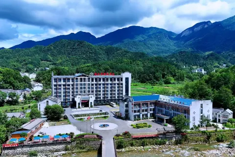 Yulongwan International Hotel (Tiantangzhai)