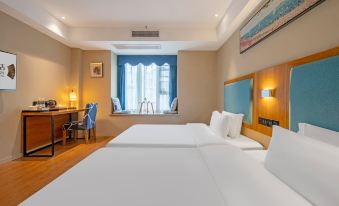 Yiyi Hotel (Chengdu West Railway Station Peifeng Road Subway Station)