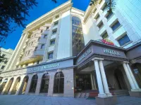Grand Voyage Hotel โรงแรมใกล้Akhmet Baitursynov's House Museum