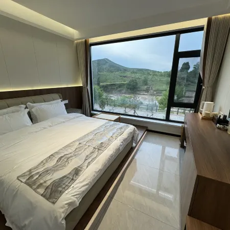 Fengning Wufu Linmen Homestay