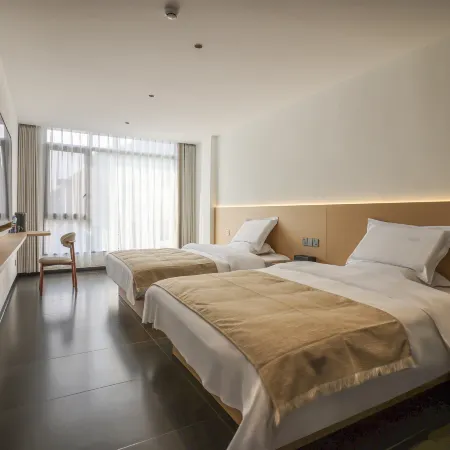 Boying Hotel (Huangguoshu Waterfalls Scenic Area)