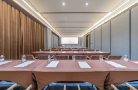 貴陽噴水池寶山北路桔子水晶酒店