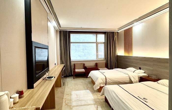 yicheng shangwu  Hotel