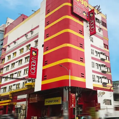 崇光巴納維大道飯店 纪念碑轻轨站附近的飯店