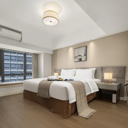 Elaine Serviced Apartment Chengdu Отели рядом с достопримечательностью «Монастырь Веньшу»