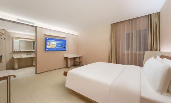 Hanting Hotel (Dalian Lvshun Central Plaza Store)