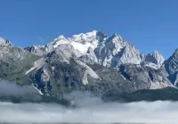 Wuyueli・Daydream丨Full View360° Panoramic Sunshine Golden Mountain Boutique Stay (Baisha Old Town) - Mountain view