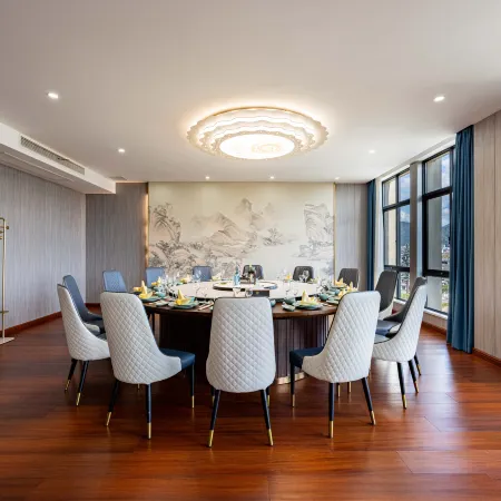 LongFeng Hotel
