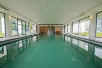 Flonk Hotel Groningen Zuid, BW Signature Collection - Pools