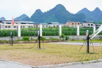 Liusanjie Resort Hotel - Parking