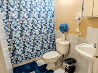 Private 1BR Villa • Gated Drax Hall • Near Dunn’s River - 5성급