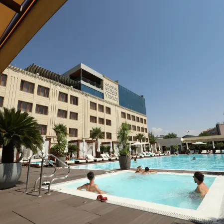 Venice Hotel Complex