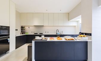 Yunhai Mountain House (Dianchi Lake Haigeng Dam)