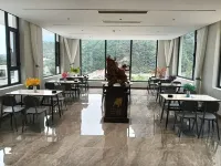 Mingdeju Jiubu Homestay (Taihang Mountain Grand Canyon Baquanjia) - pemandangan pegunungan