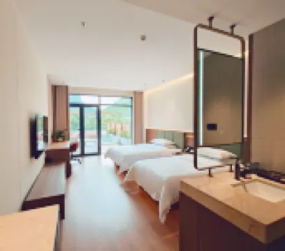 Linzhou Yansu Hotel (Taihang Grand Canyon Shibanyan)