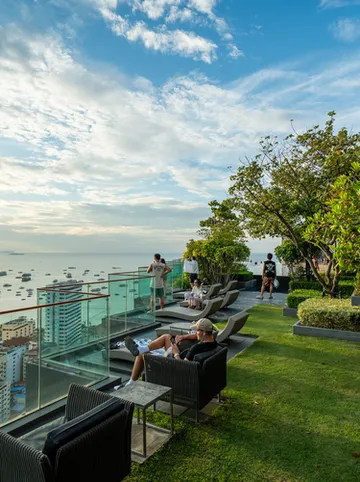 รูปภาพของEdge Central Pattaya by PH