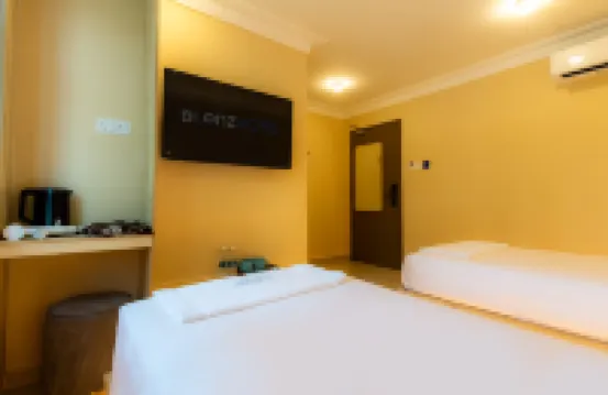 Blenz Hotel Hotels in Seri Kembangan