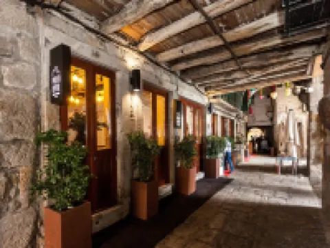 波爾圖瑞文公寓式飯店 路易一世大橋附近的飯店