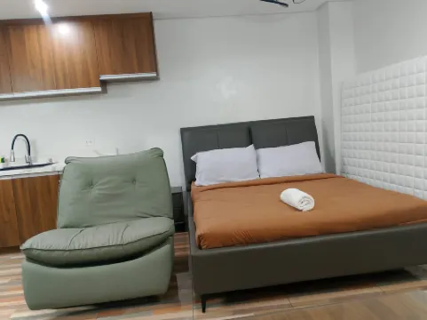 RIK Commercial & Residences Отели рядом с достопримечательностью «КИДС ПАРК БОХОЛЬ»