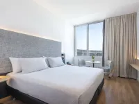 INNSiDE by Melia Barcelona Aeropuerto Hotels in El Prat de Llobregat