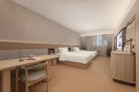Full Season Hotel (Nanjing Mufu Mountain Subway Station Hotel) ​