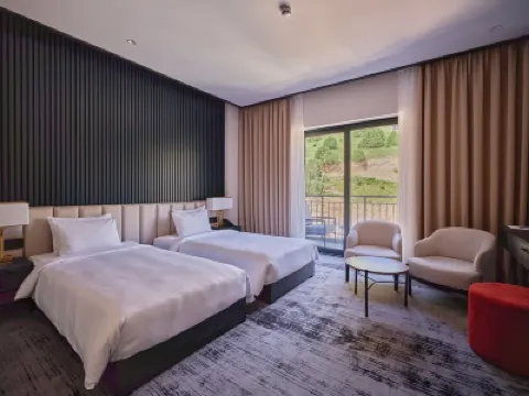 Zamindor Resort Hotels in 