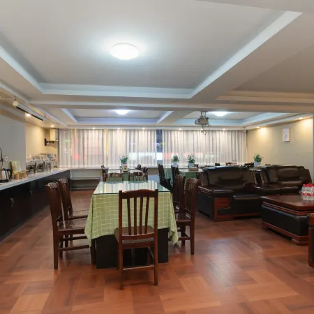 Kaiyade Hotel (Liuyang Tianhong Shopping Plaza)
