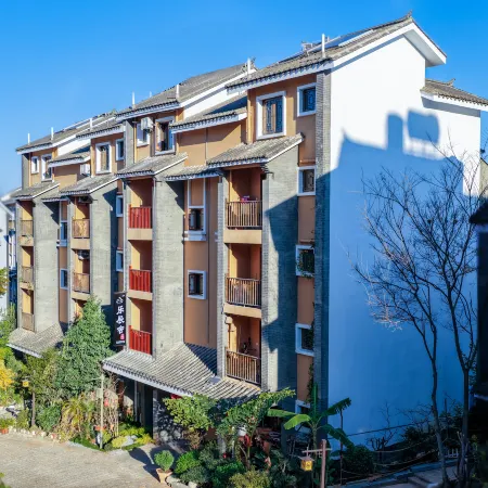 Fuxian Lake Lechenshe Homestay (Guanglong Town)