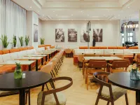 Rafaelhoteles Atocha Hotels near Retiro