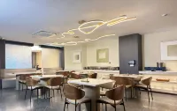 Urba International Apartment (Chaozhou Ancient City Archway Street Branch)