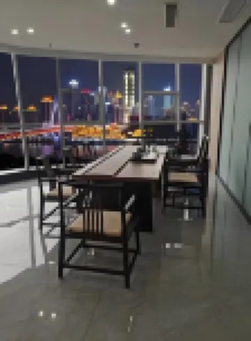 โรงแรมวิวแม่น้ำซือซือชุน สาขา หงหย่าต้ง จัตุรัสสรรพสินค้าเจียฟางเป่ย ฉงชิ่ง