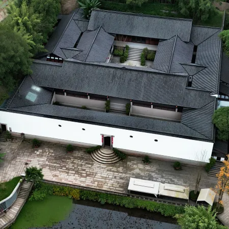 Biehuashanfang Guesthouse