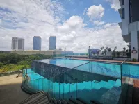 Midvalley Southkey Mosaic 2BR Suite Homestay by Jfive - Rooftop Pools