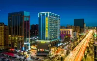 ZhangYe Pinzun International Hotel (Ganzhou District Zhangye West Station)