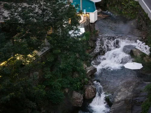 Only this fairyland,  designer art villa mountain lodging