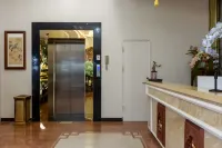 Jianchuan Huahui Hotel - parkir