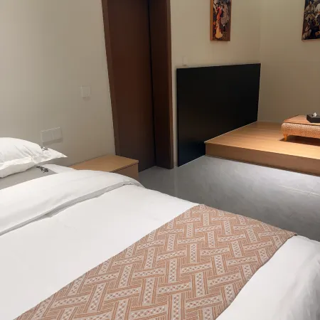 Tekes Jingyuexuan Homestay (Bagua City)