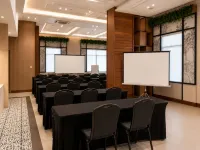 Harolds Hotel Quezon City - Business