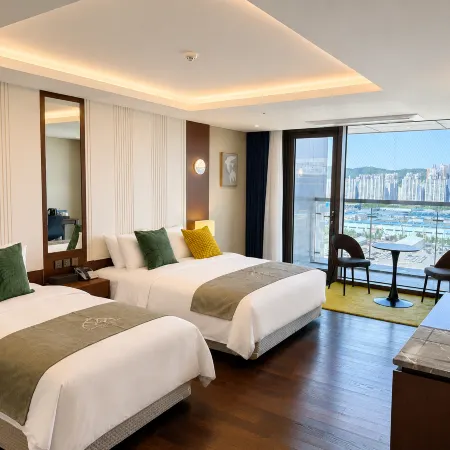Western Palace Hotel Отели рядом с достопримечательностью «Тематический парк Aiins World»