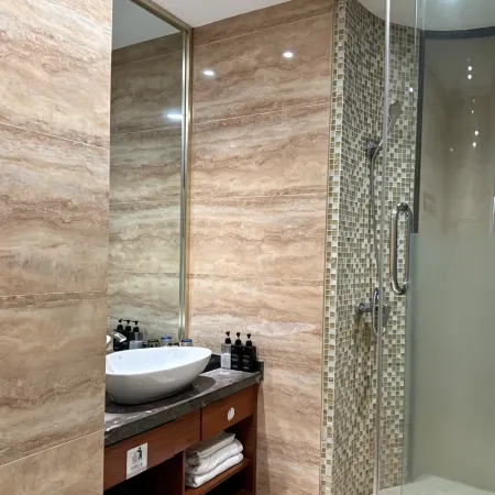 Hetianxia International Hotel (Hotan Night Market)