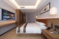 Wanrun Grand Hotel (Zhaosu County Tianma International Tourism Culture Plaza Branch) - موقف سيارات