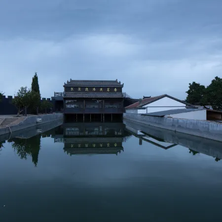 Taihe Manor