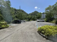 Riza Resort - parking