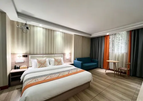 Jiangmen Yiwan Apartment with Elevator (Jiangmen East Railway Station Jianghai Square) - Inns
