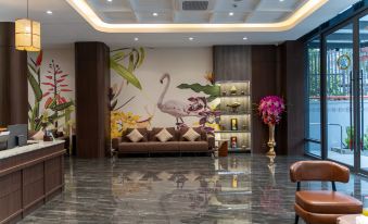 Champs Elysees Hotel & Suites