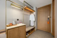 維也納酒店（畢節七星關區高鐵站店） - 停車場