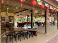 Rantau D'rhu Beach Chalet - piscina