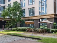 Dengfeng Zhongzhou Intermega Shaolin Hotel - Mountain view