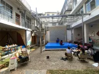 Lijiang Mountain Adventure International Youth Hostel