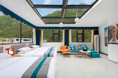 Jixin Homestay (Kangding Bus Station) Hotels near Kangding City